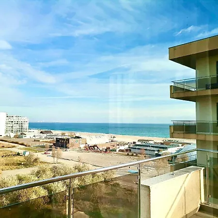 Apartment Summerland Seaview Mamaia