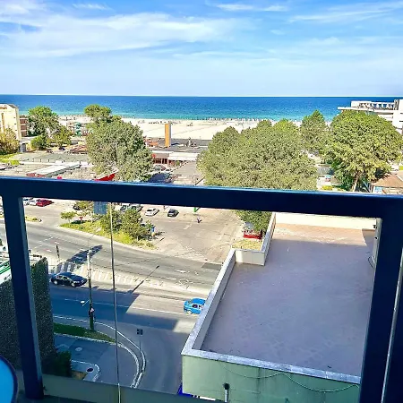 Summerland Seaview Apartment